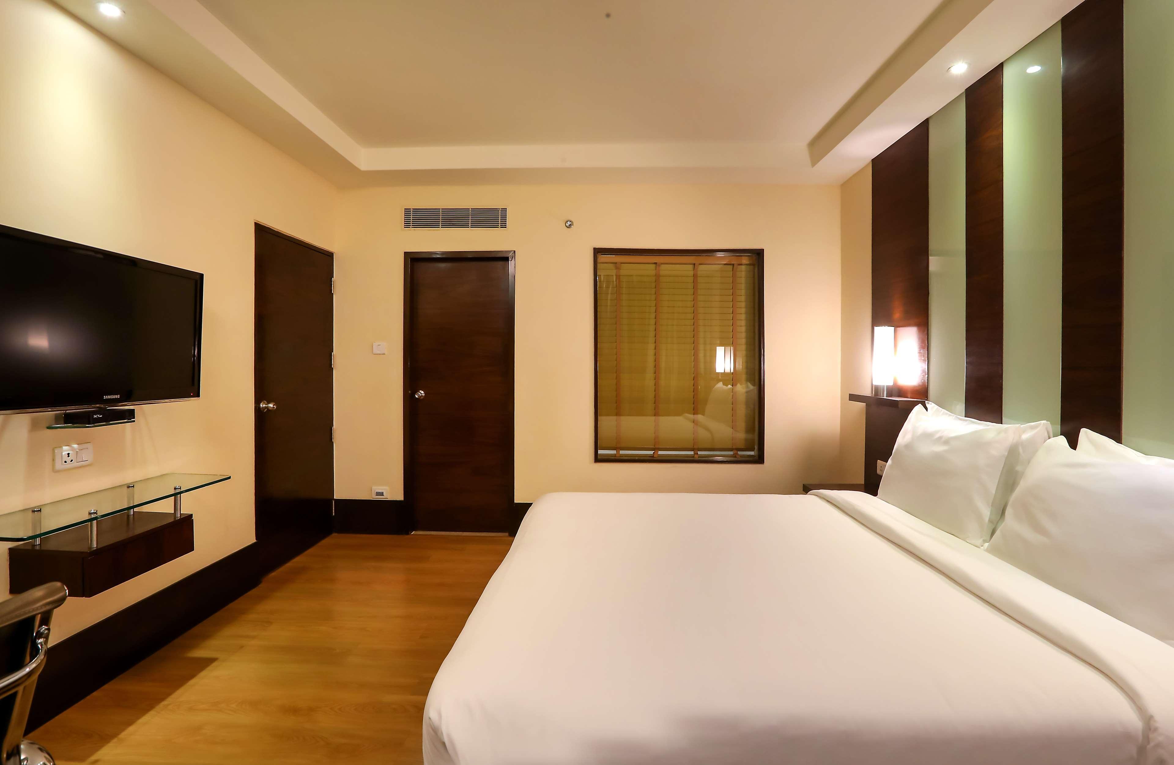 Radisson Blu Hotel Chennai City Centre Eksteriør bilde